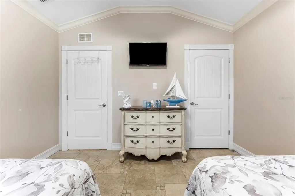 201 54th Street Holmes Beach FL 34217