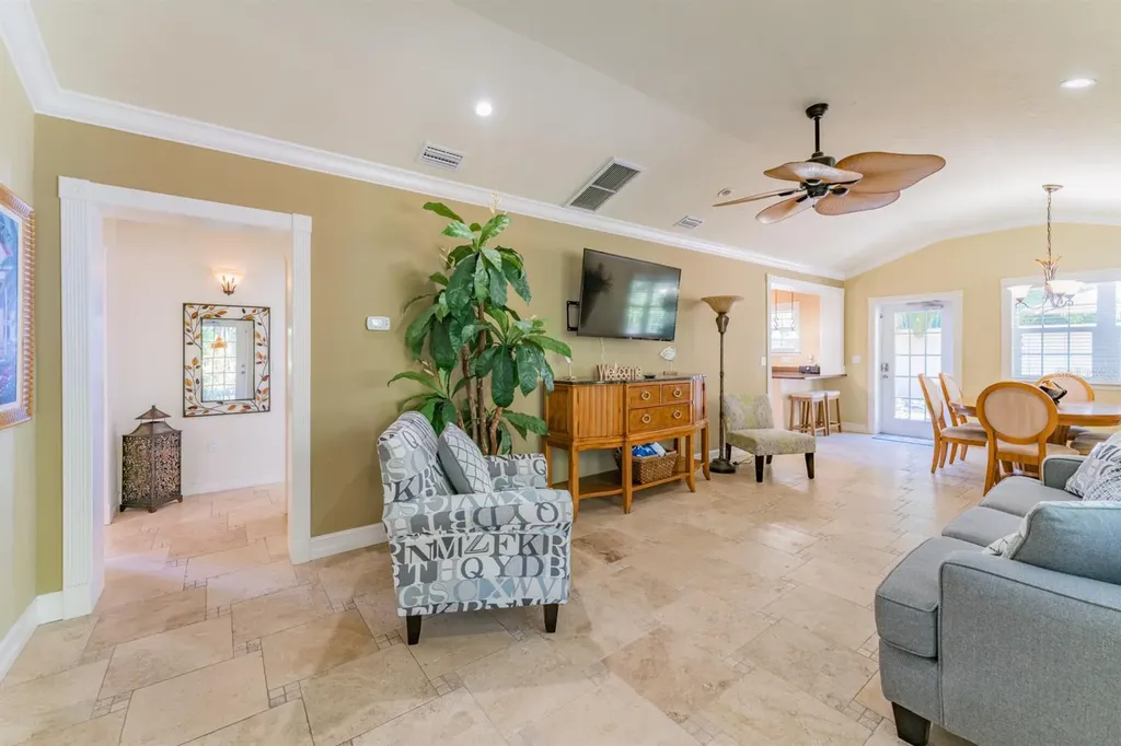 201 54th Street Holmes Beach FL 34217