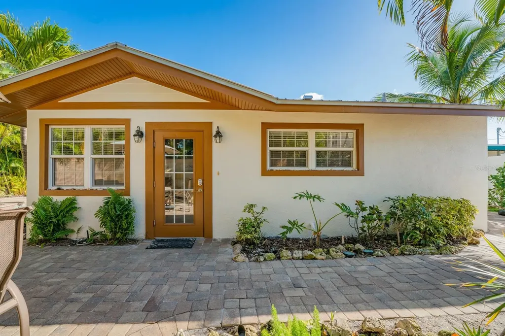 201 54th Street Holmes Beach FL 34217