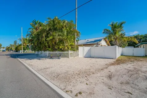 201 54th Street Holmes Beach FL 34217