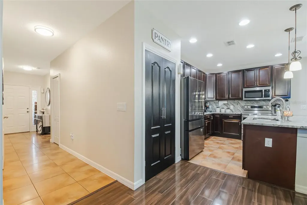 2920 Moonstone Bend Kissimmee FL 34758