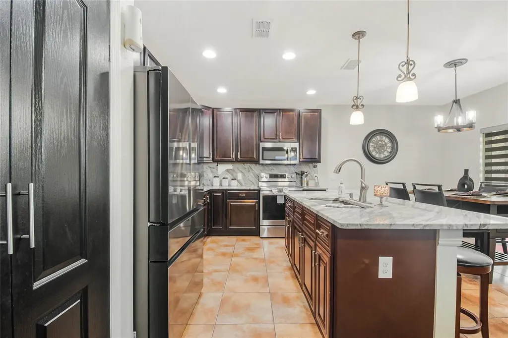 2920 Moonstone Bend Kissimmee FL 34758