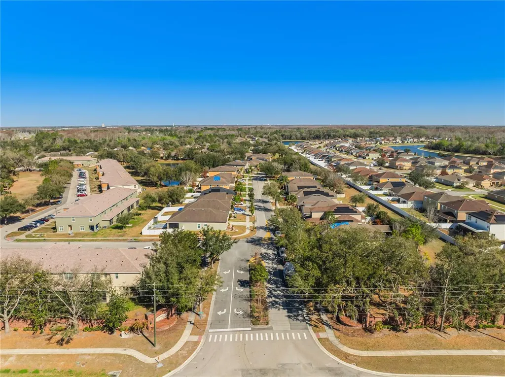 2920 Moonstone Bend Kissimmee FL 34758