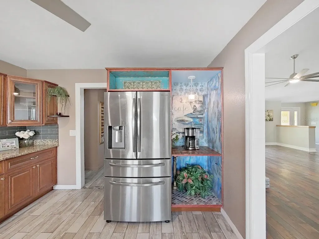 438 Lafayette Boulevard Oldsmar FL 34677