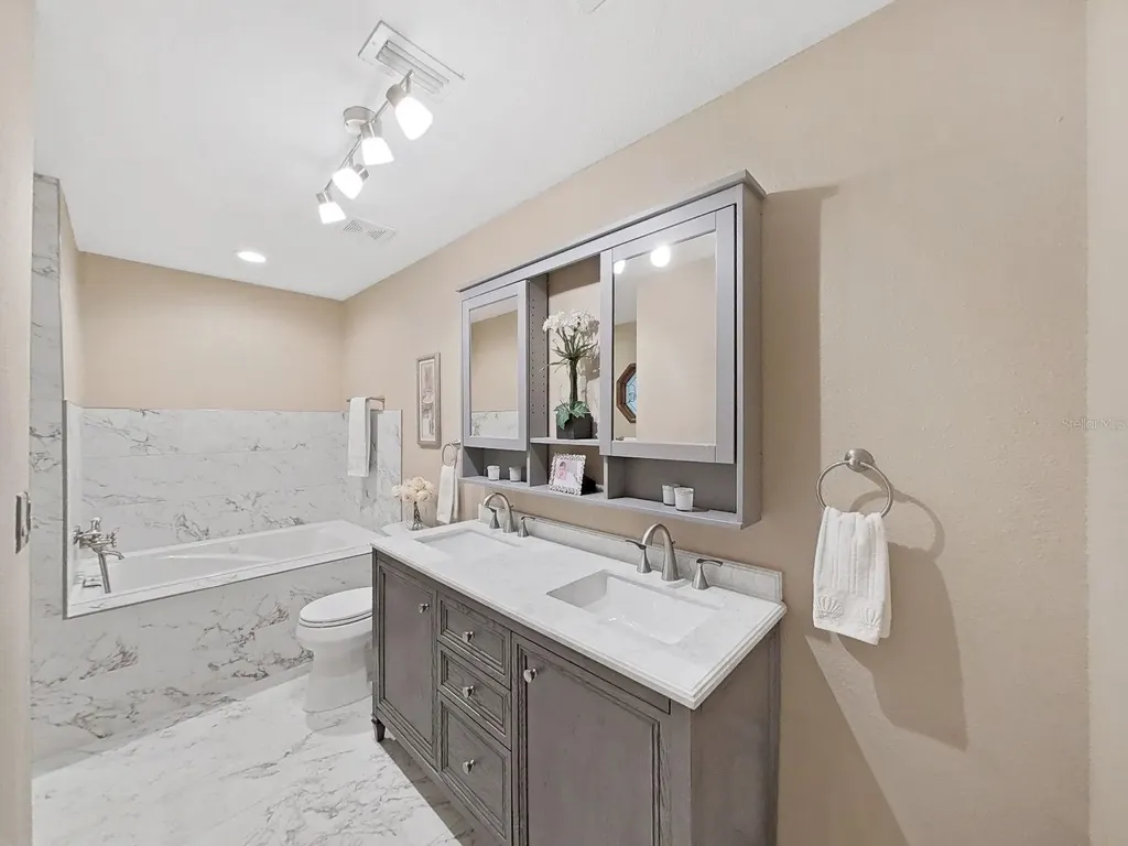 438 Lafayette Boulevard Oldsmar FL 34677