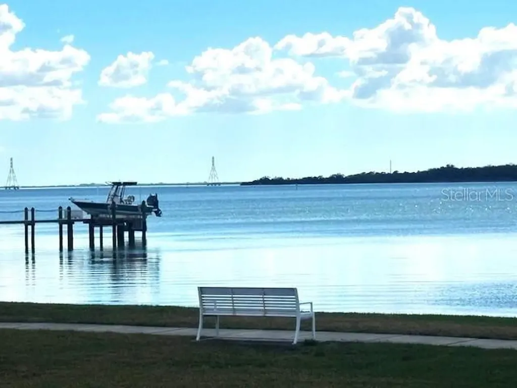 438 Lafayette Boulevard Oldsmar FL 34677