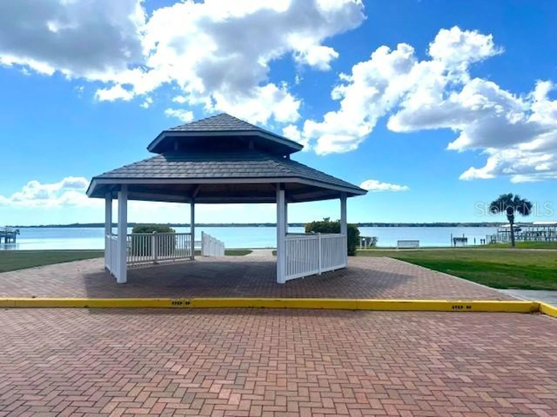 438 Lafayette Boulevard Oldsmar FL 34677