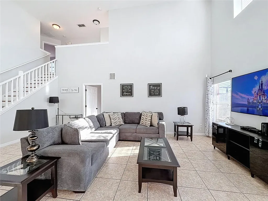 217 Sevilla Avenue Davenport FL 33897