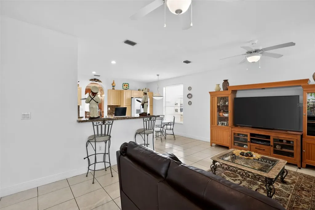 16613 NW 77th Path Miami Lakes FL 33016