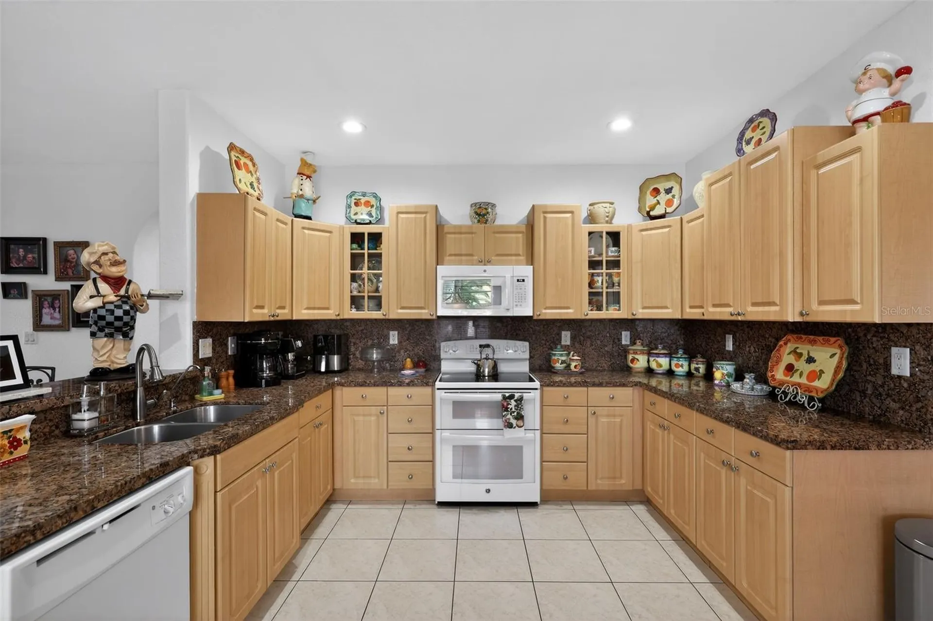16613 NW 77th Path Miami Lakes FL 33016