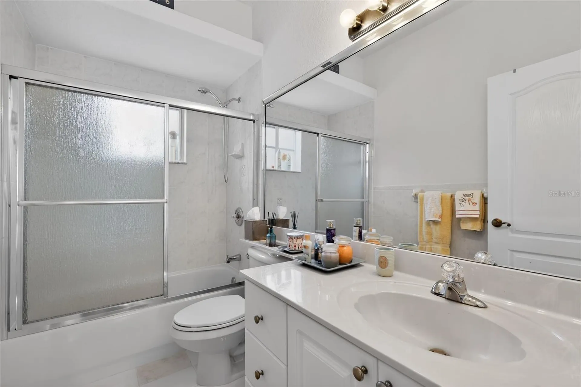 16613 NW 77th Path Miami Lakes FL 33016