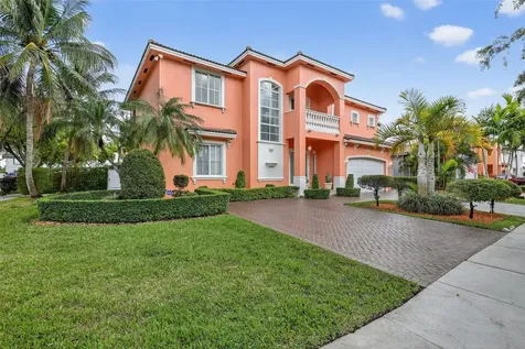 16613 NW 77th Path Miami Lakes FL 33016
