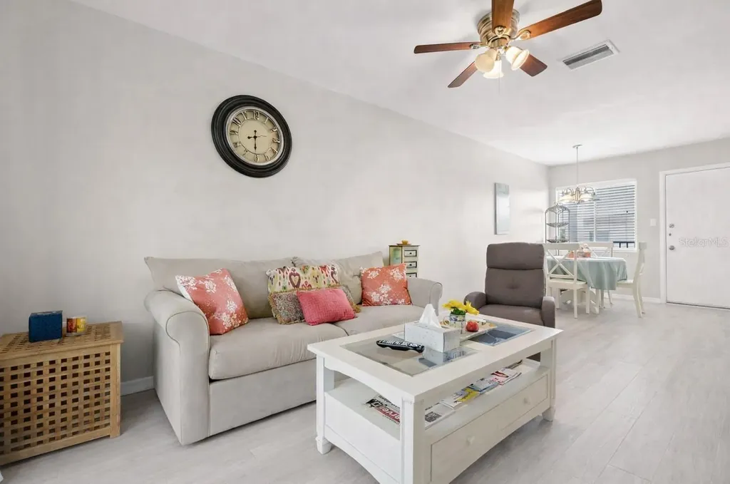 2039 Canal Drive Bradenton FL 34207
