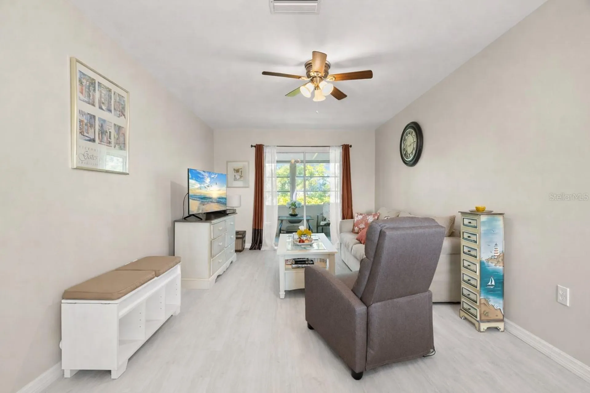 2039 Canal Drive Bradenton FL 34207