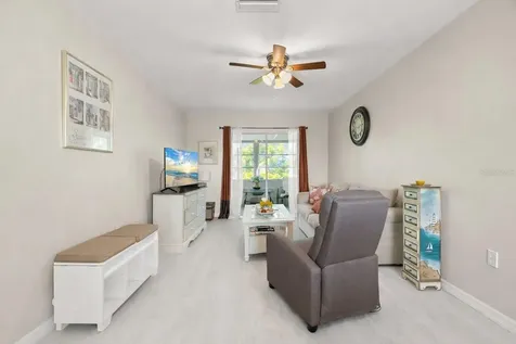 2039 Canal Drive Bradenton FL 34207