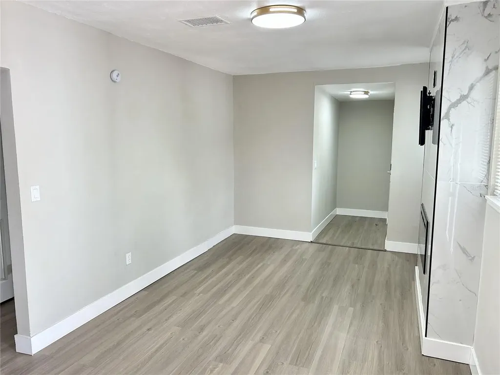 706 E Flora Street Tampa FL 33604