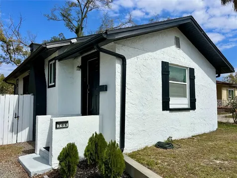 706 E Flora Street Tampa FL 33604