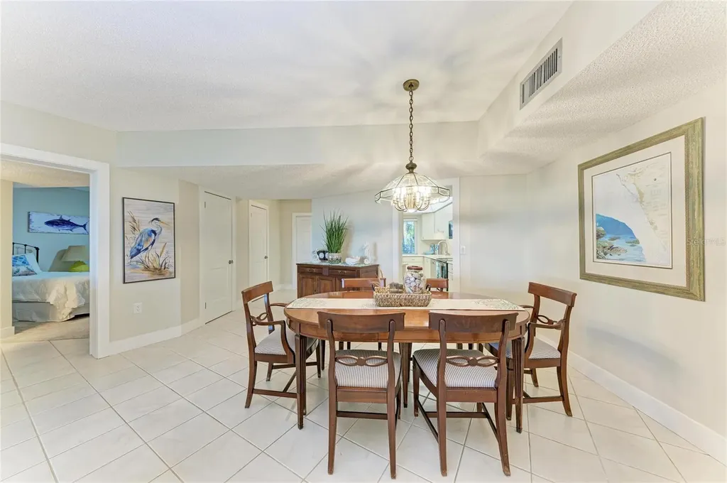 4835 Gulf Of Mexico Drive Longboat Key FL 34228