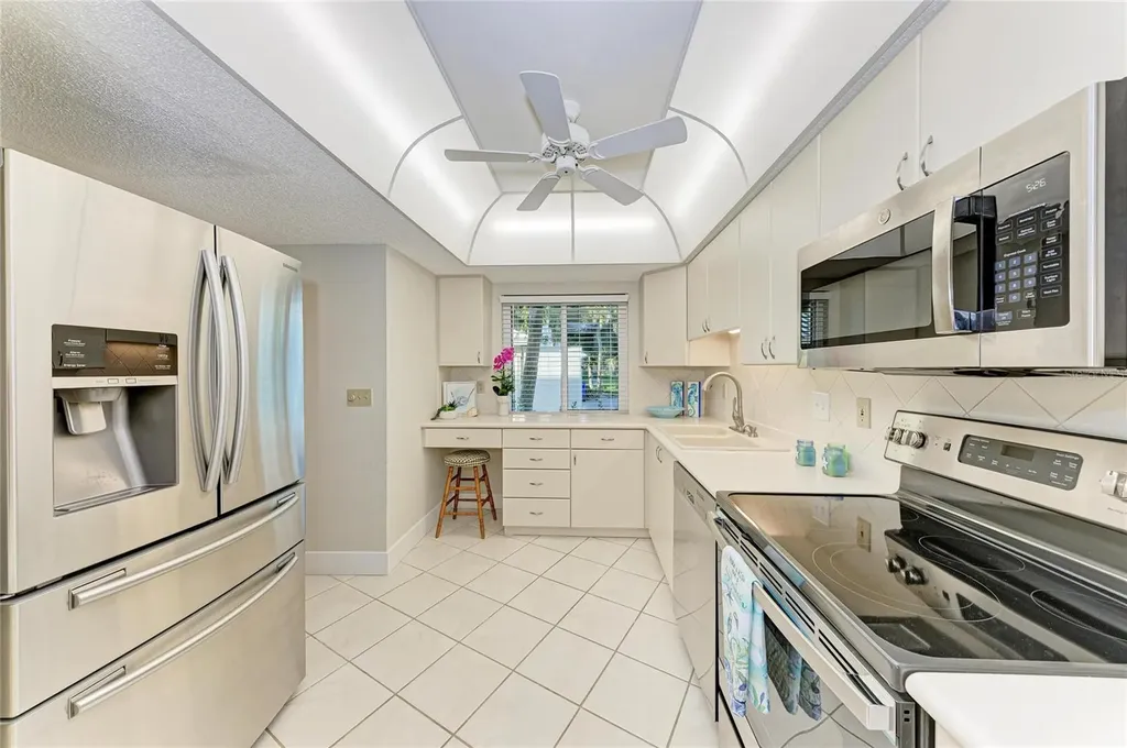 4835 Gulf Of Mexico Drive Longboat Key FL 34228