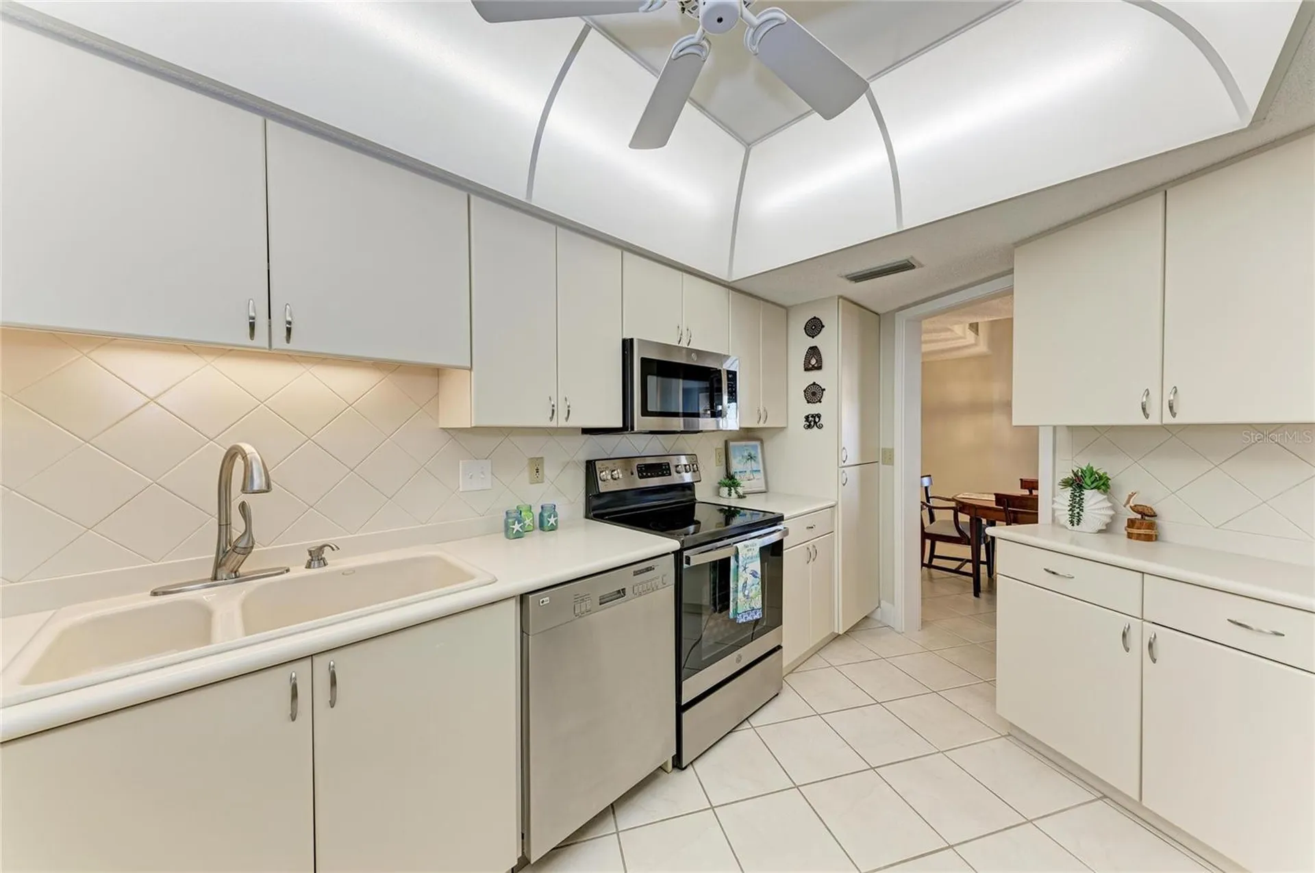 4835 Gulf Of Mexico Drive Longboat Key FL 34228