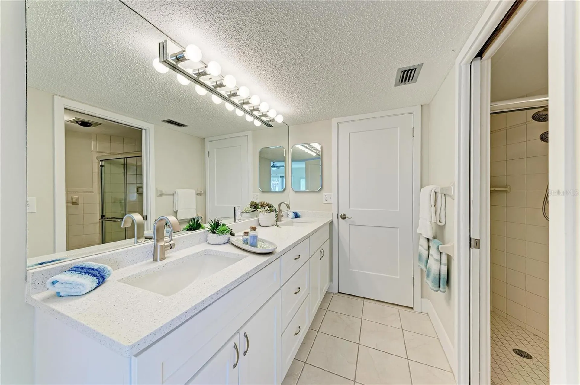 4835 Gulf Of Mexico Drive Longboat Key FL 34228