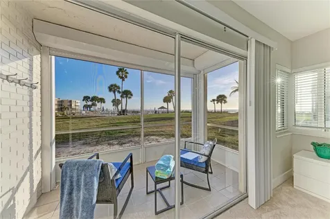 4835 Gulf Of Mexico Drive Longboat Key FL 34228