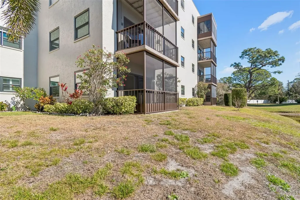 8199 Terrace Garden Drive N St Petersburg FL 33709
