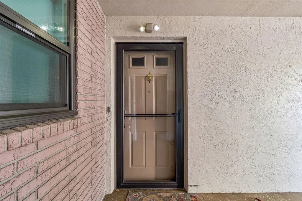8199 Terrace Garden Drive N St Petersburg FL 33709