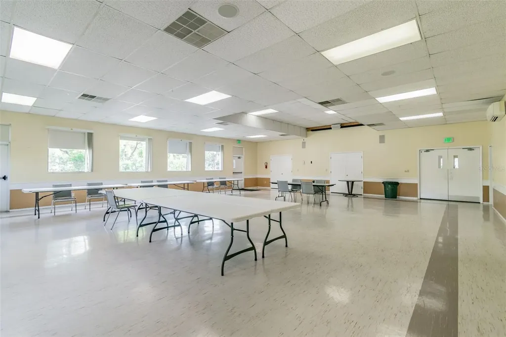 8199 Terrace Garden Drive N St Petersburg FL 33709