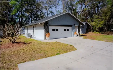 4150 S Apopka Avenue Inverness FL 34452