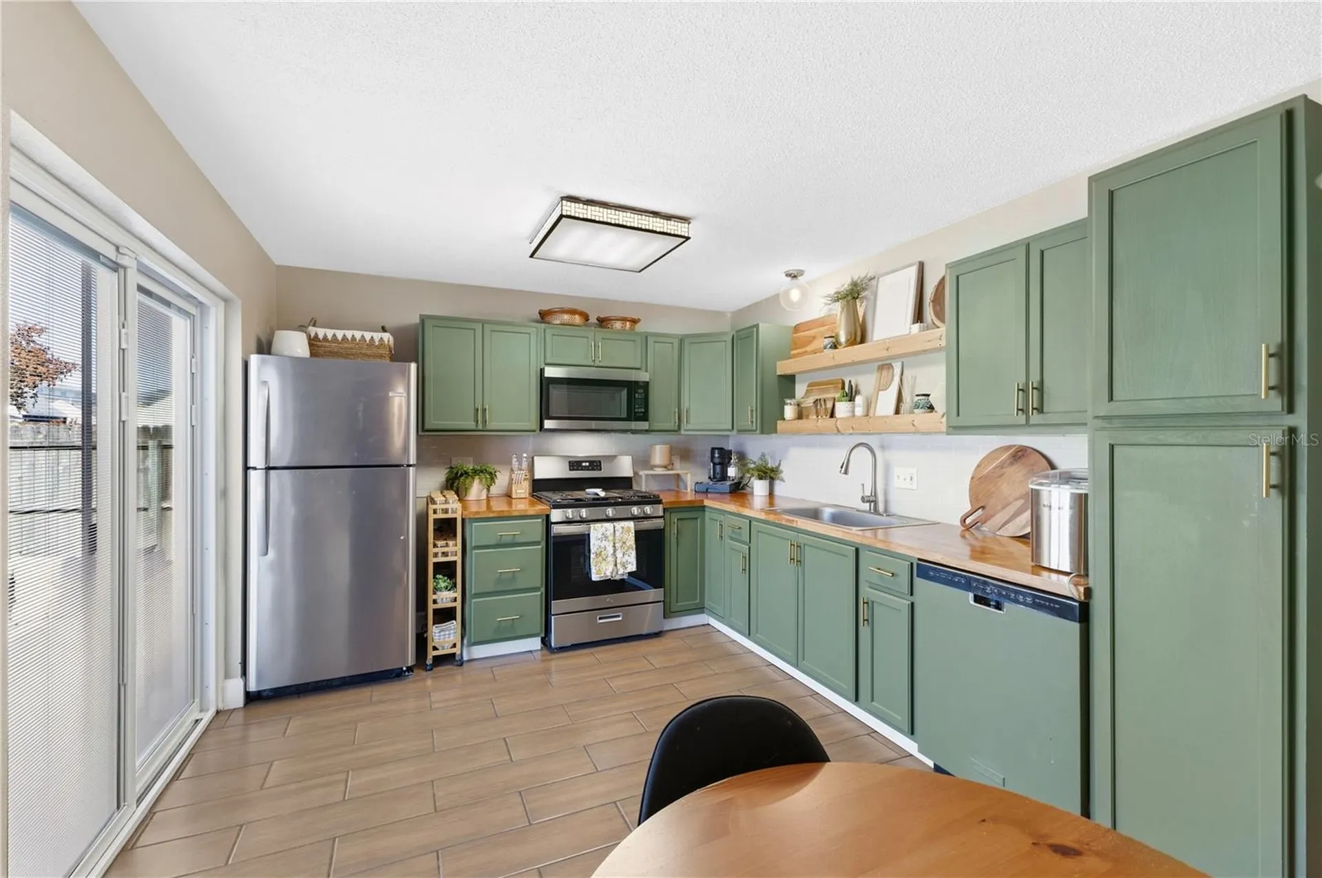 805 Belvoir Drive Davenport FL 33837