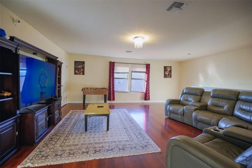 8815 Ashland Avenue Polk City FL 33868