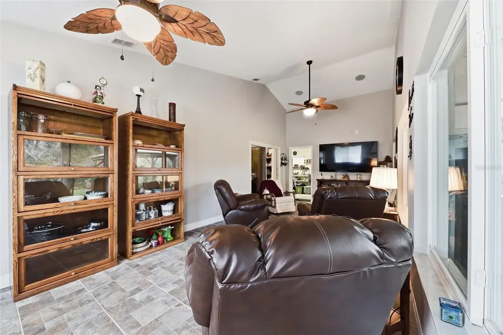 1406 Challenger Avenue Davenport FL 33897