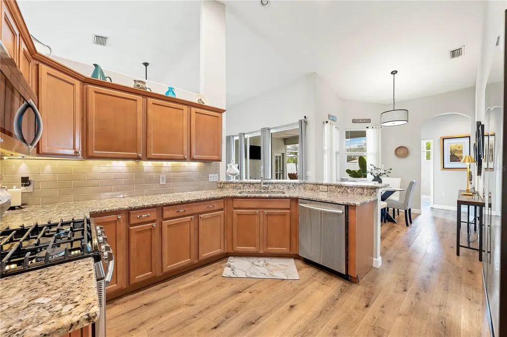 6750 64th Terrace E Bradenton FL 34203