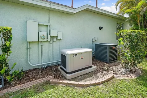 6750 64th Terrace E Bradenton FL 34203