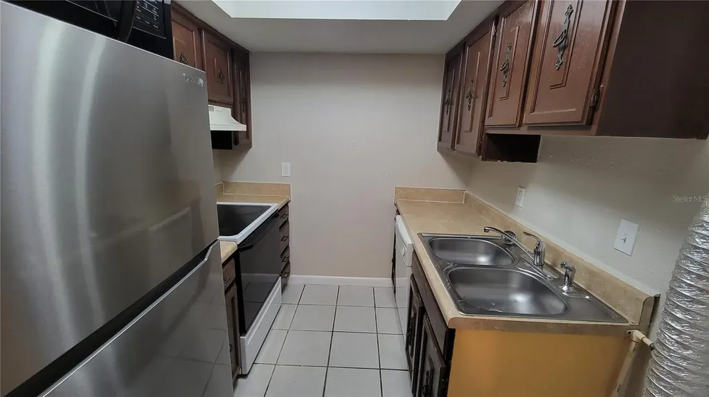 6004 Village Circle Orlando FL 32822
