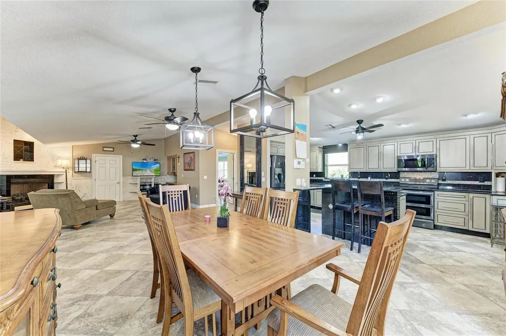 820 N Elm Street Englewood FL 34223