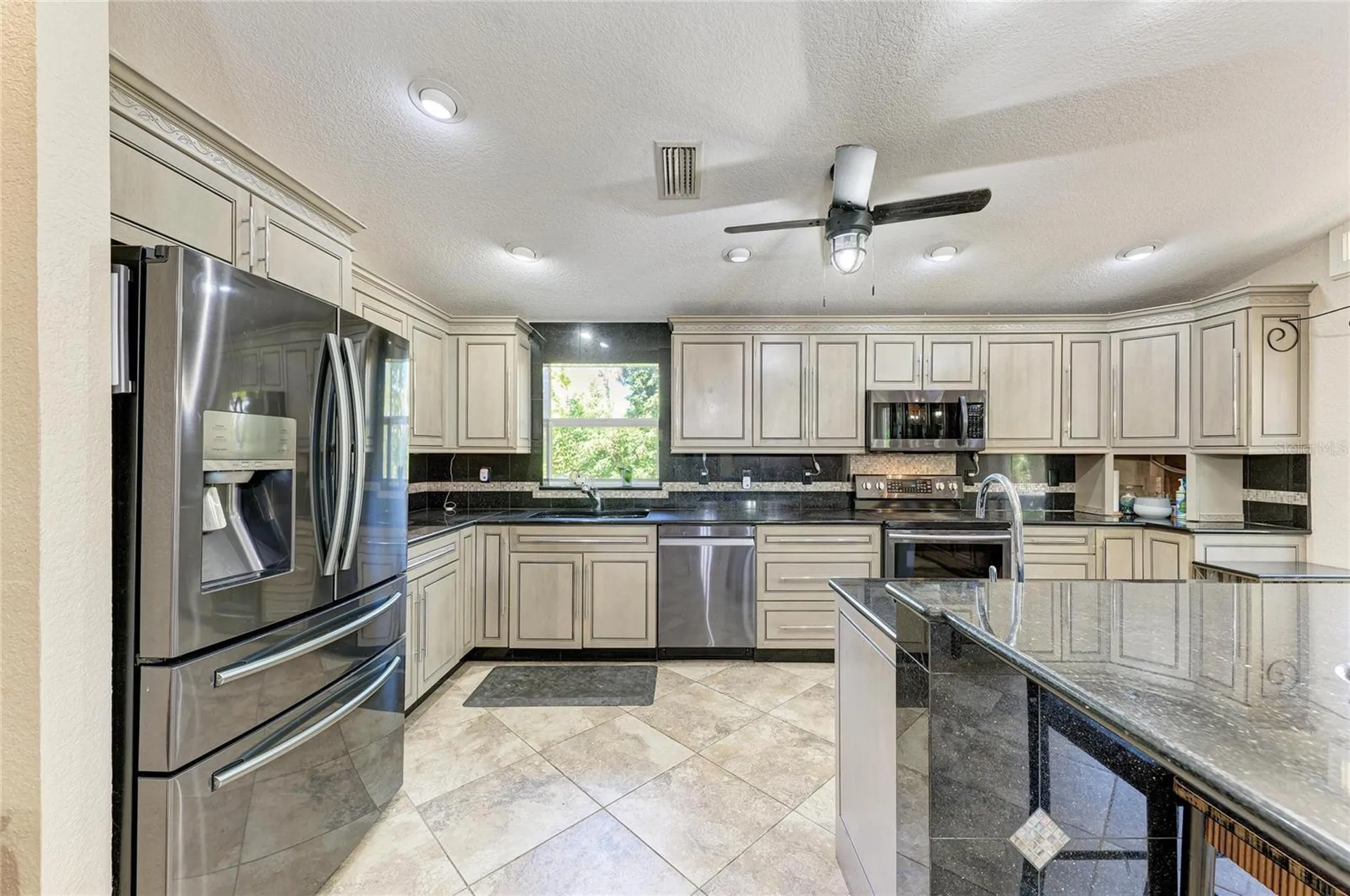 820 N Elm Street Englewood FL 34223