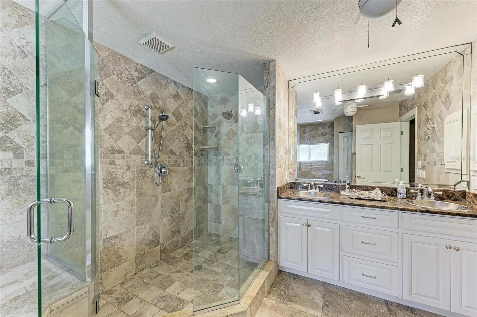 820 N Elm Street Englewood FL 34223