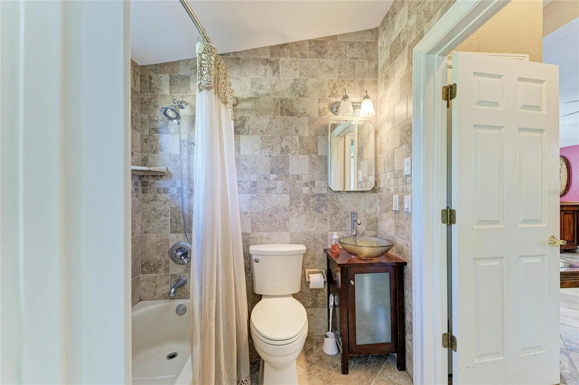 820 N Elm Street Englewood FL 34223