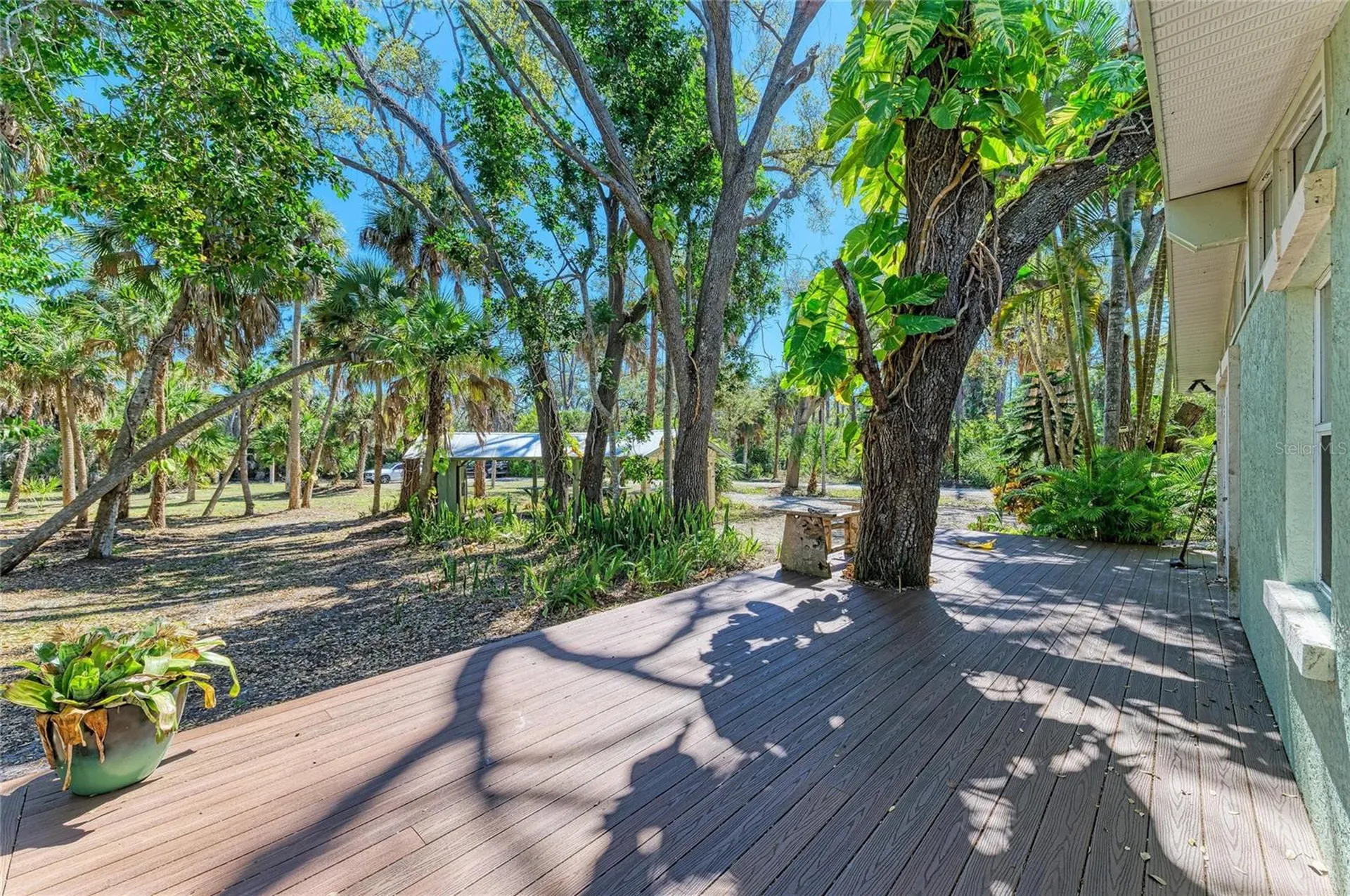 820 N Elm Street Englewood FL 34223