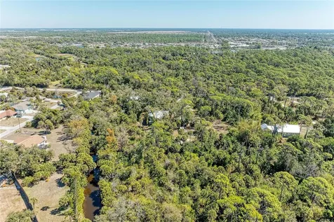 820 N Elm Street Englewood FL 34223