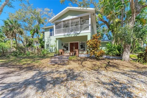 820 N Elm Street Englewood FL 34223