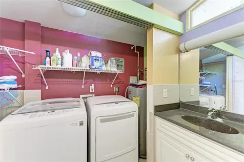 820 N Elm Street Englewood FL 34223