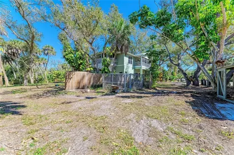 820 N Elm Street Englewood FL 34223