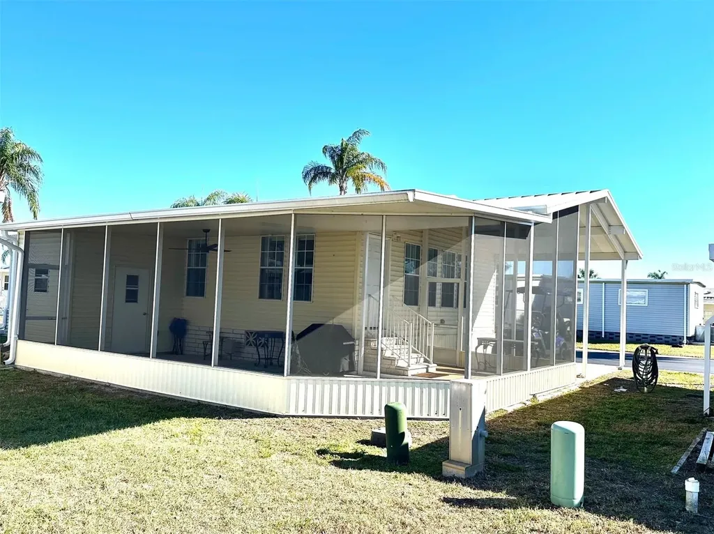 11228 102nd Street N Largo FL 33773