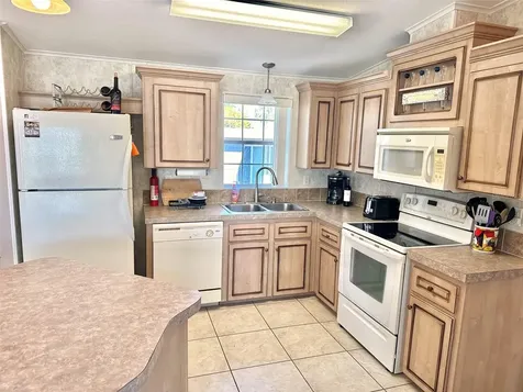 11228 102nd Street N Largo FL 33773