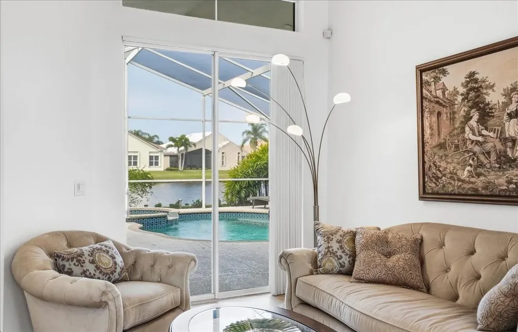 6558 41st Court E Sarasota FL 34243