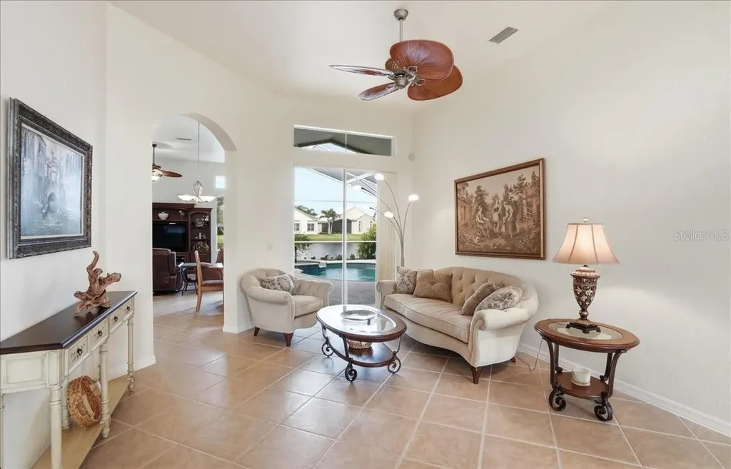 6558 41st Court E Sarasota FL 34243