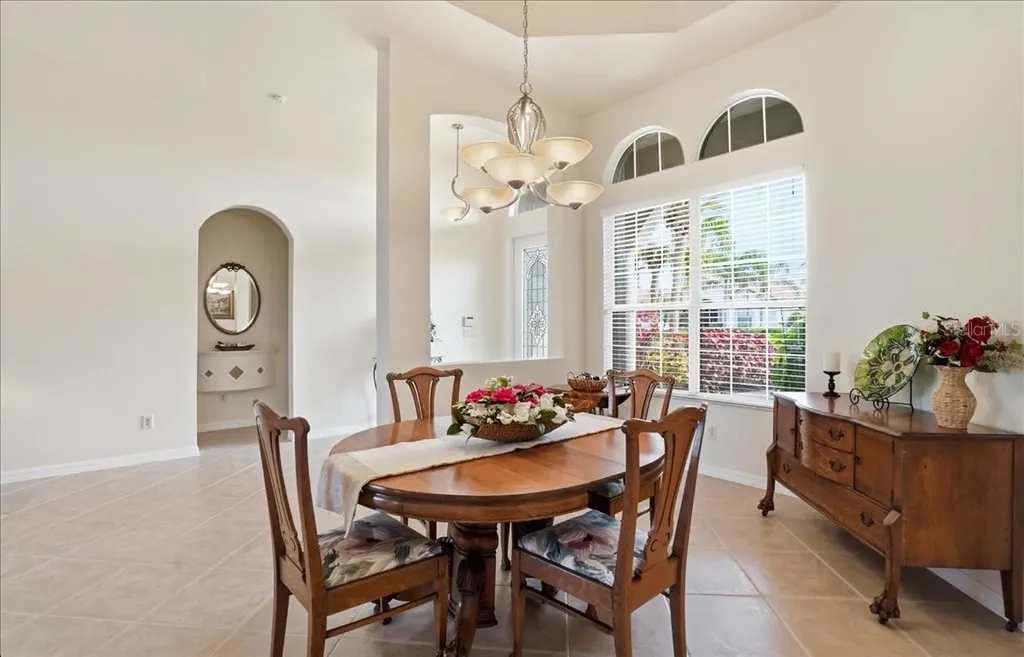 6558 41st Court E Sarasota FL 34243